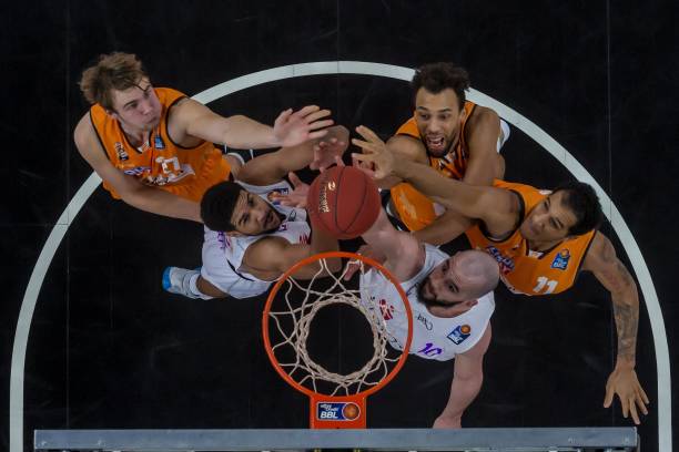 罗宾逊等射 罗宾逊等射